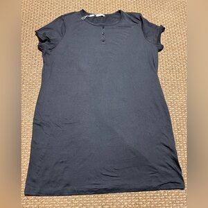 Women’s Black Nightgown